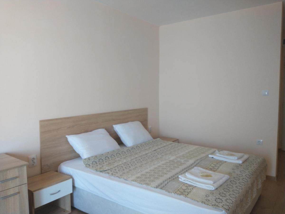 Aura Family Hotel Ravda Kültér fotó
