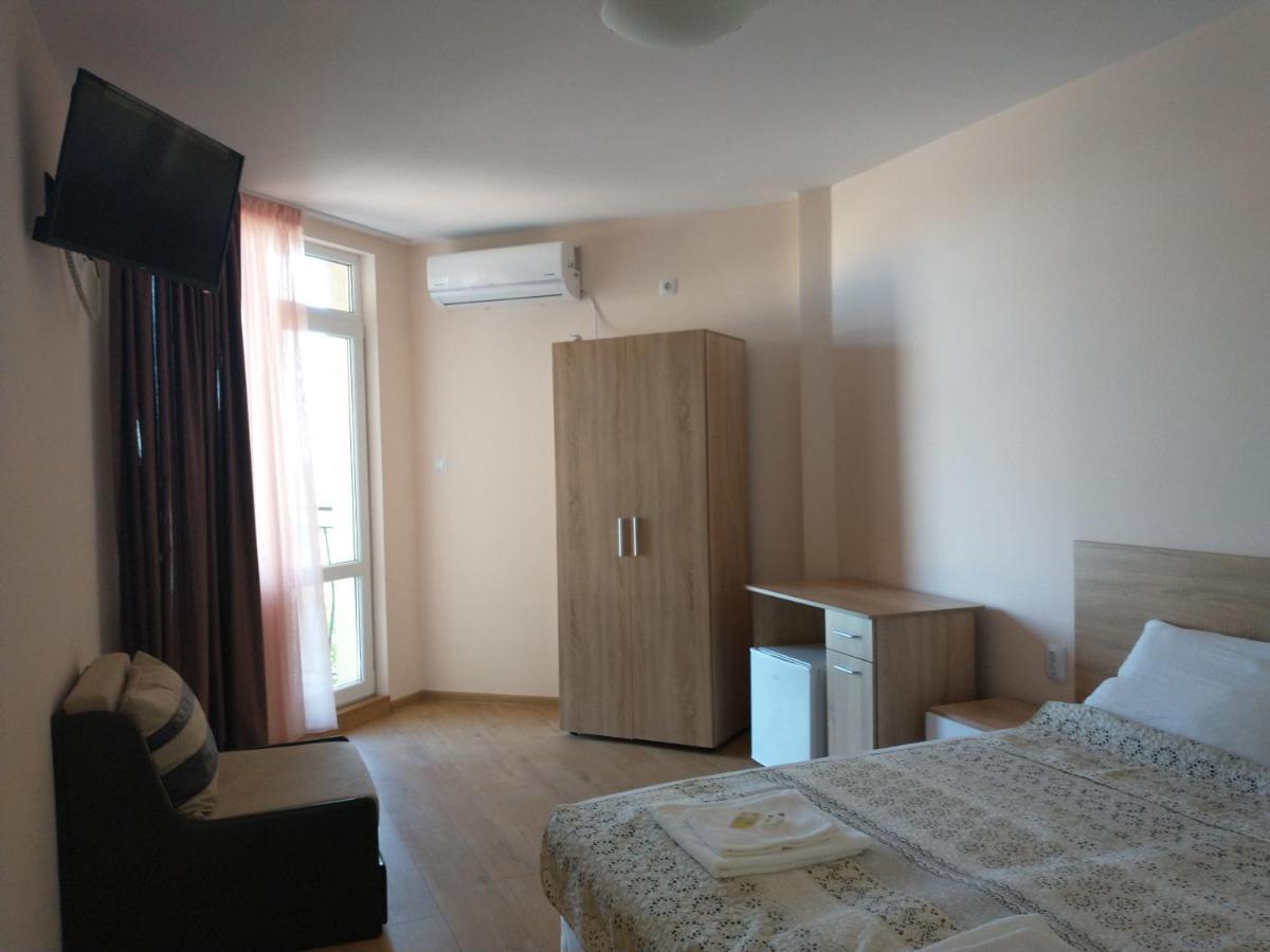 Aura Family Hotel Ravda Kültér fotó