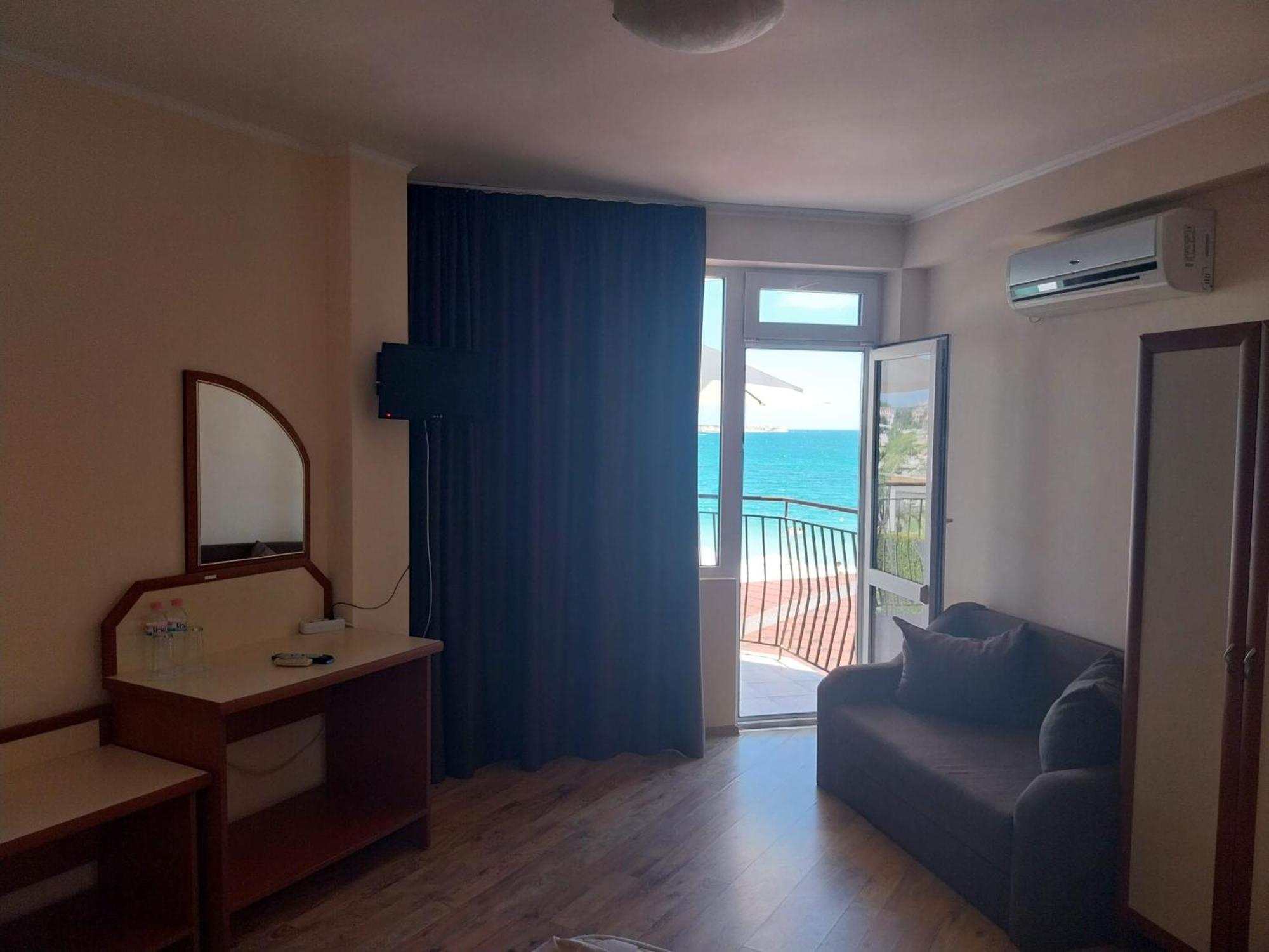 Aura Family Hotel Ravda Kültér fotó